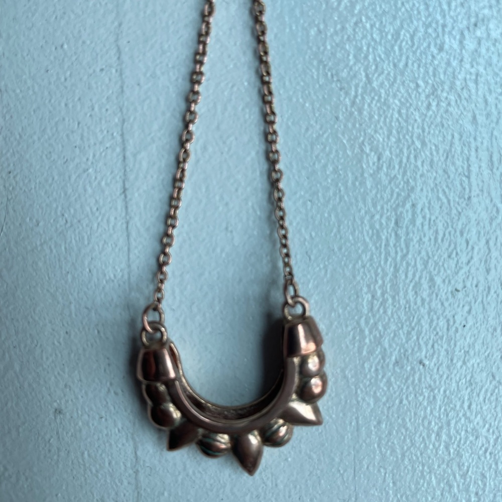Beautiful small Pamela love rose gold necklace